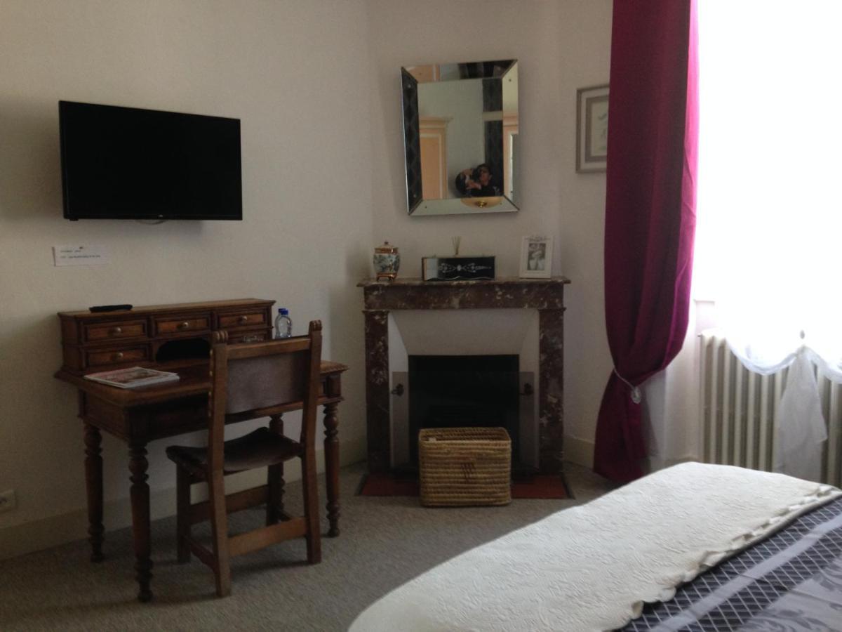 La Morgiane Bed & Breakfast Saint-Germain-les-Vergnes Exterior photo